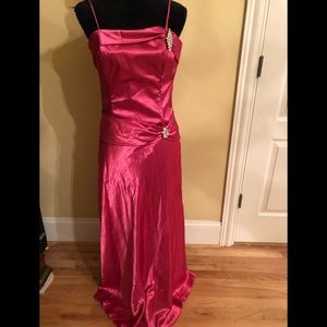 Nox fuchsia pink spaghetti strap long dress
